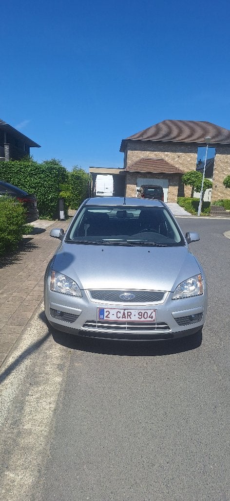 FORD FOUS, Auto's, Stof, Zwart, 4 cilinders, 1600 cc