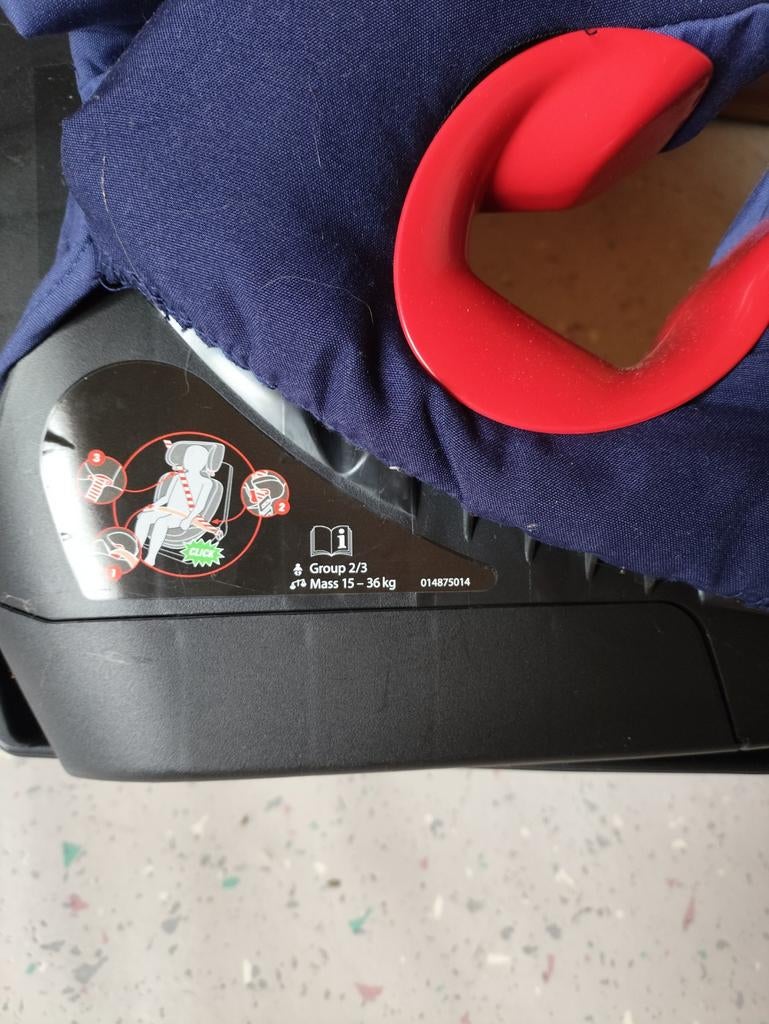 2 kinderstoelen voor verschillende leeftijden, Ophalen