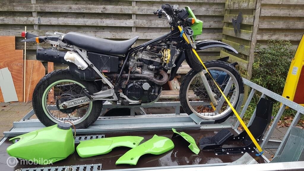Kawasaki KL(R) 600 compleet maar in ONDERDELEN 1984/1989, Motos, Enlèvement ou Envoi, Utilisé