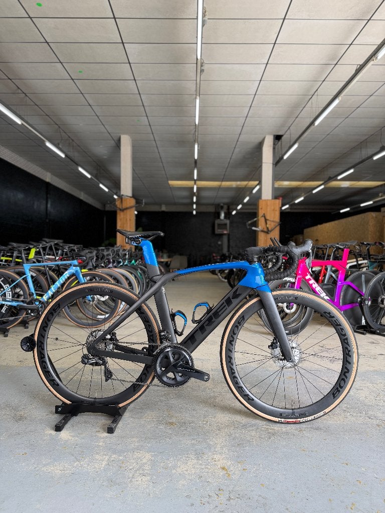 Trek Madone SL7 Di2 Carbon Racefiets, Enlèvement, Comme neuf