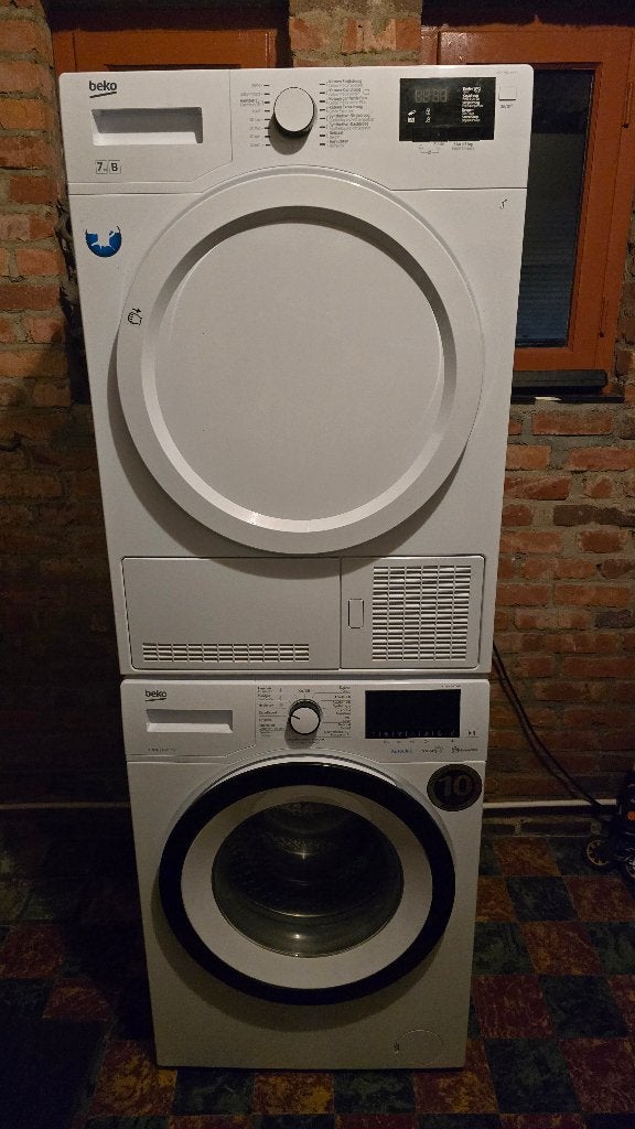 Droogkast en wasmachine, Elektronische apparatuur, Ophalen, Zo goed als nieuw, 1200 tot 1600 toeren, Energieklasse A of zuiniger