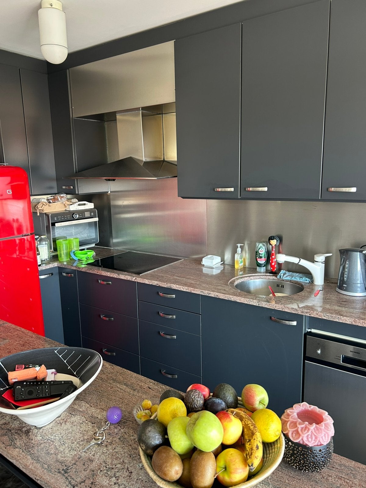 Keuken met granieten werkblad zelf uit te breken, Huis en Inrichting, Keuken | Complete keukens, Ophalen, Zo goed als nieuw