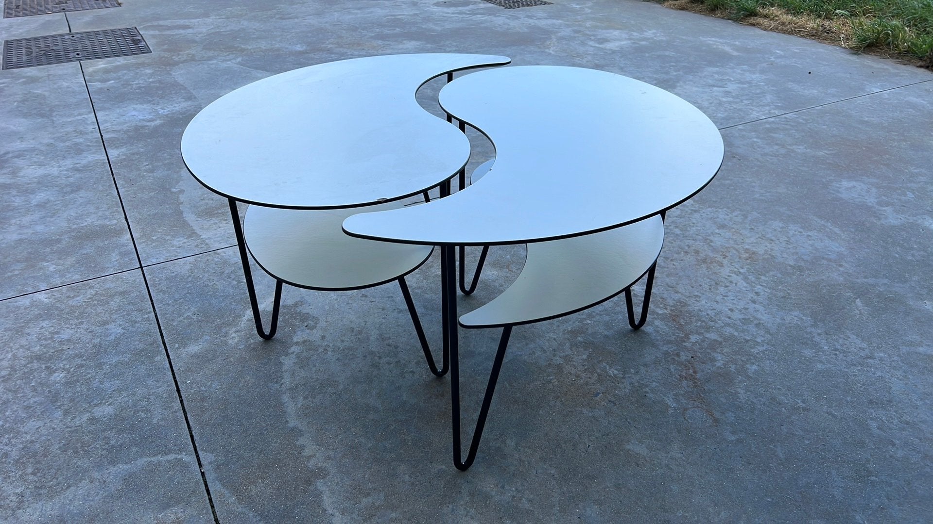 Vintage Gispen niervormige salontafeltjes set, Huis en Inrichting, Tafels | Salontafels, Ophalen, Minder dan 50 cm, Gebruikt, 50 tot 100 cm