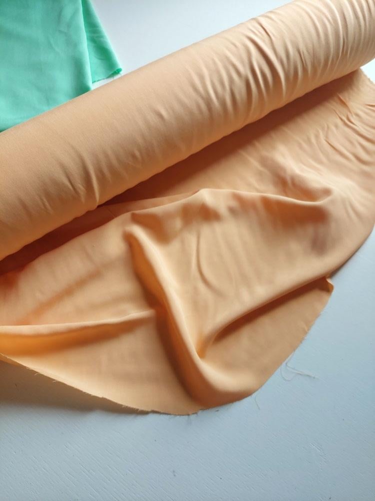 3 mètres de tissu en viscose tissé orange clair, Neuf, Orange, 200 cm ou plus, Enlèvement ou Envoi