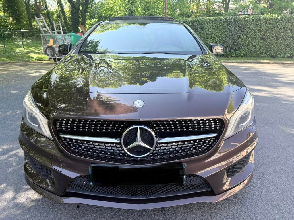 Mercedes-Benz CLA 200 d AMG Line panora..0484718956, CLA, Start-stop-systeem, Bruin, Bedrijf