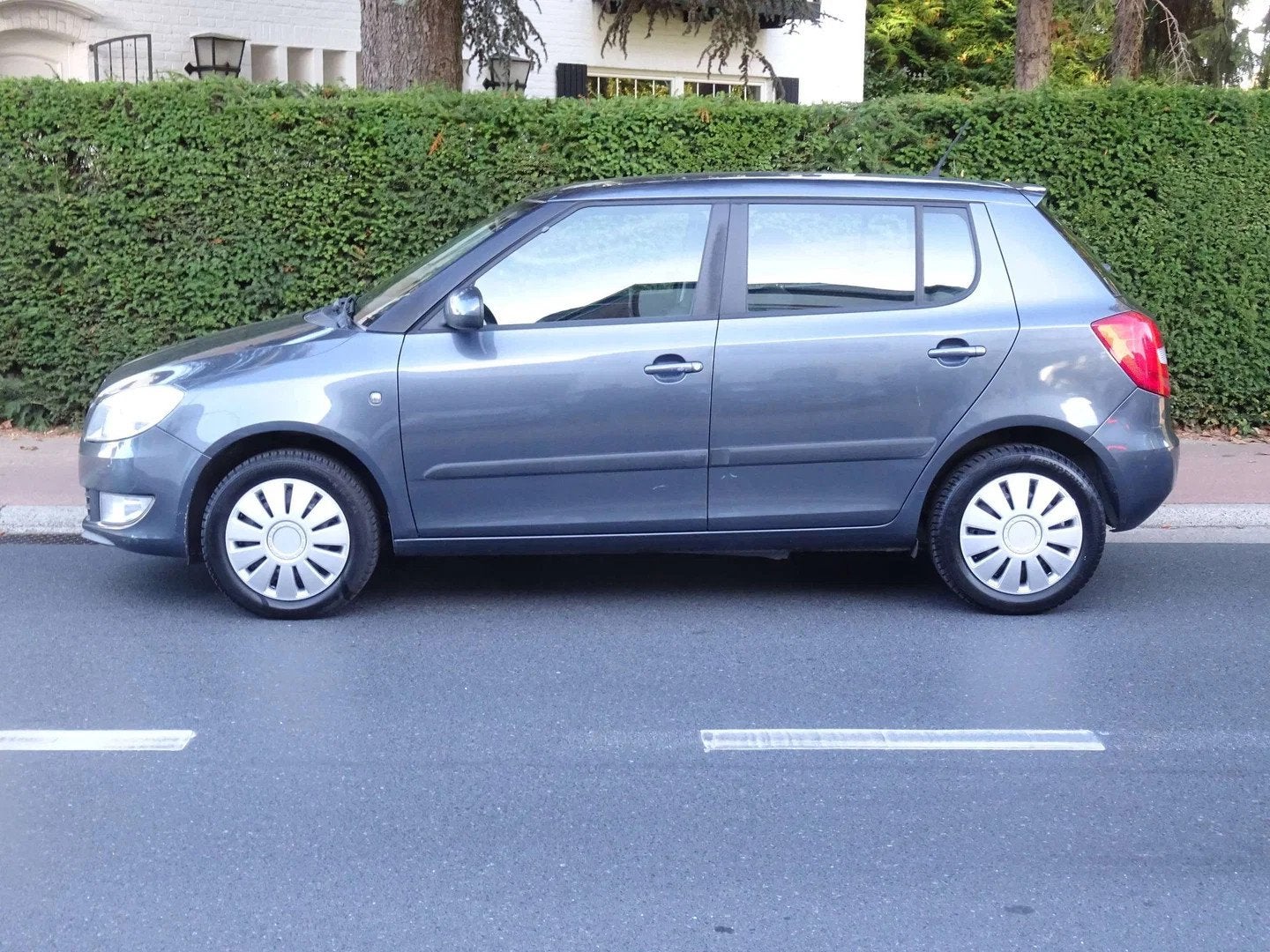 Skoda Fabia Fabia 1.2i Ambiente, Autos : Divers, Argent ou Gris, Boîte manuelle, Berline, Skoda