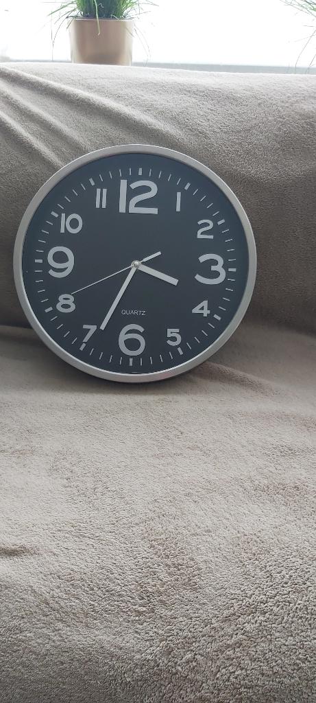 HORLOGE MURALE À QUARTZ, Enlèvement, Utilisé, Analogique, Horloge murale