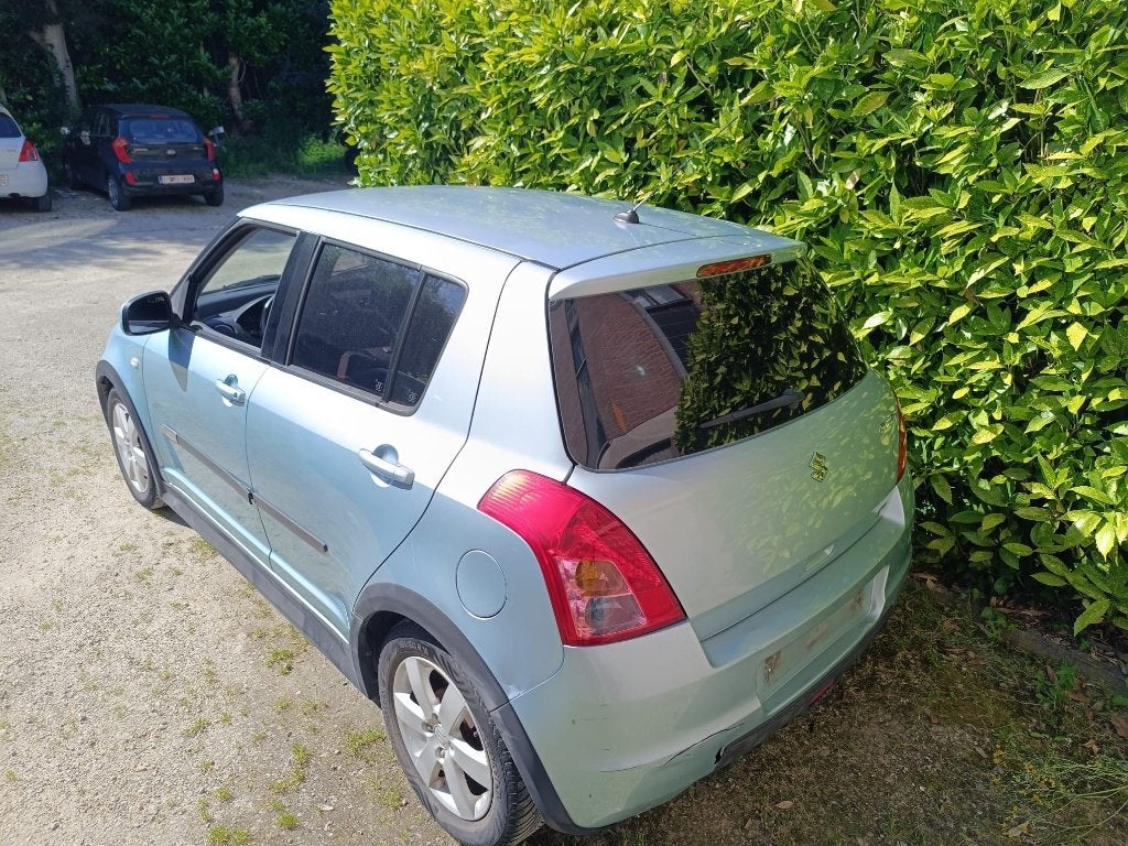 Suzuki swift 1.3 essence 2008, Autos, Suzuki, Achat, Apple Carplay, Boîte manuelle, Autres couleurs