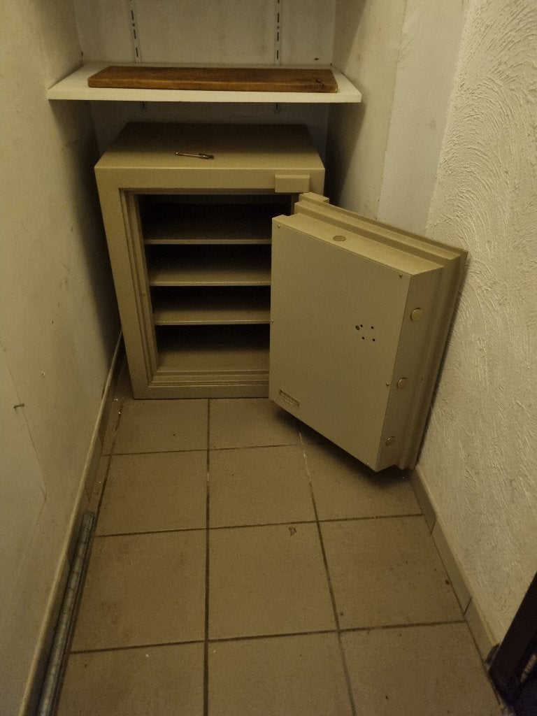 sûr, Maison & Meubles, Enlèvement, Comme neuf, Coffre-fort