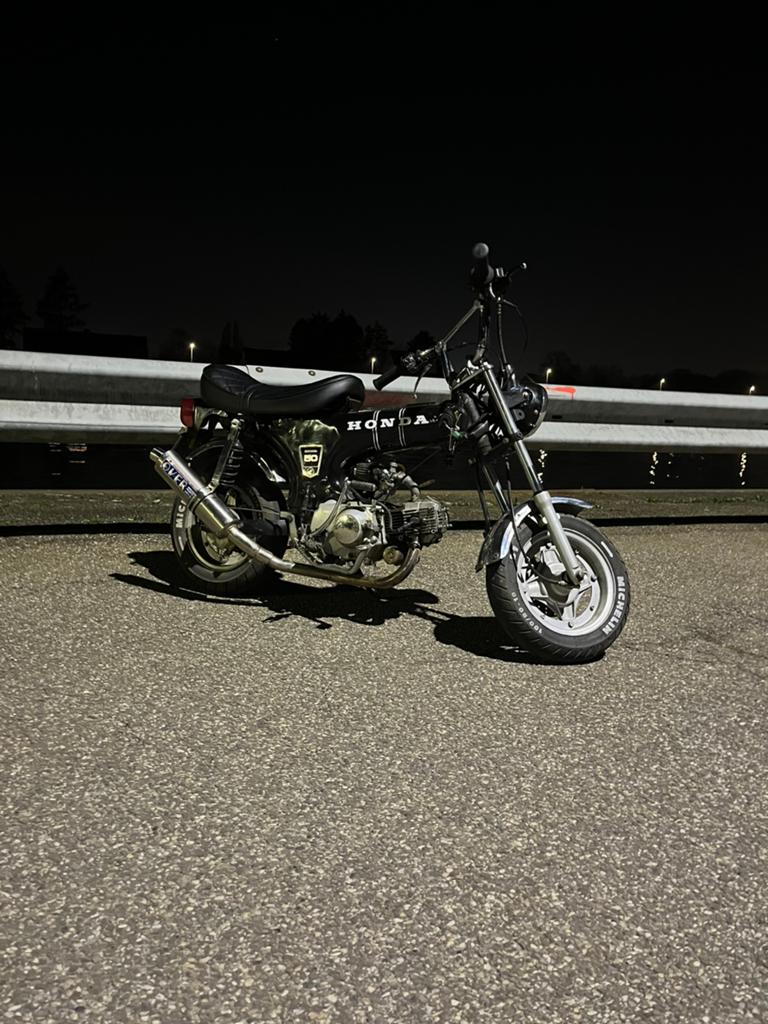 Dax 50cc b klasse, Fietsen en Brommers, Brommers | Honda, Gebruikt, Overige modellen, Klasse B (45 km/u), Ophalen