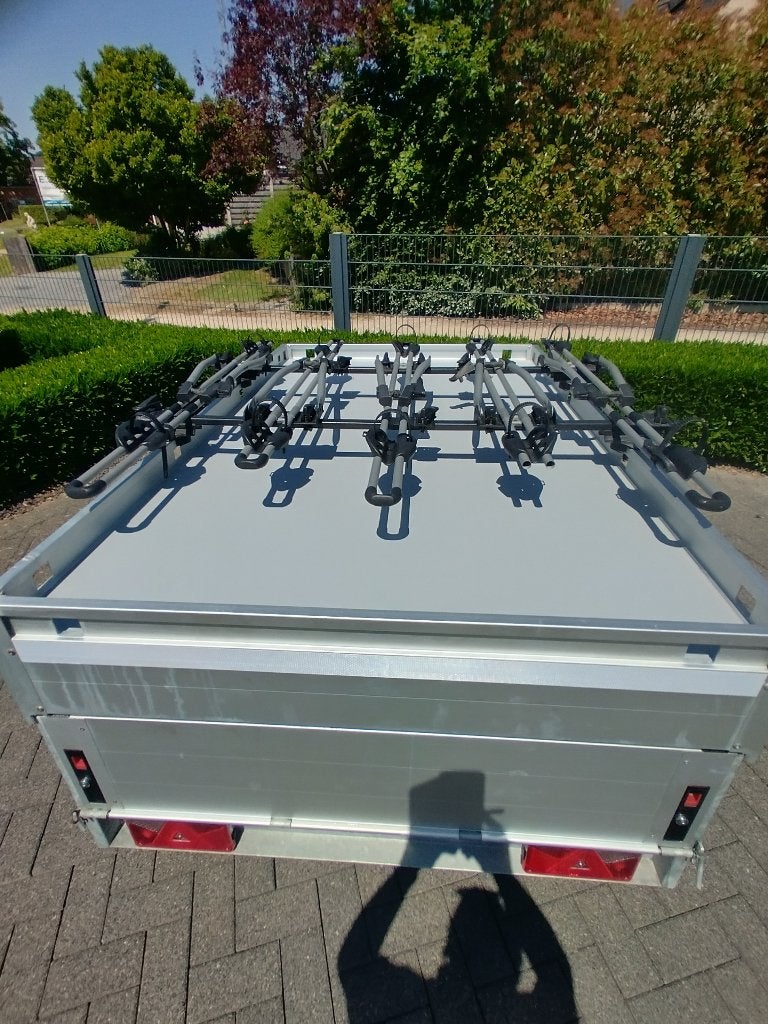 Remorque verrouillable fonctionnelle avec porte-vélos Thule, Enlèvement, Comme neuf