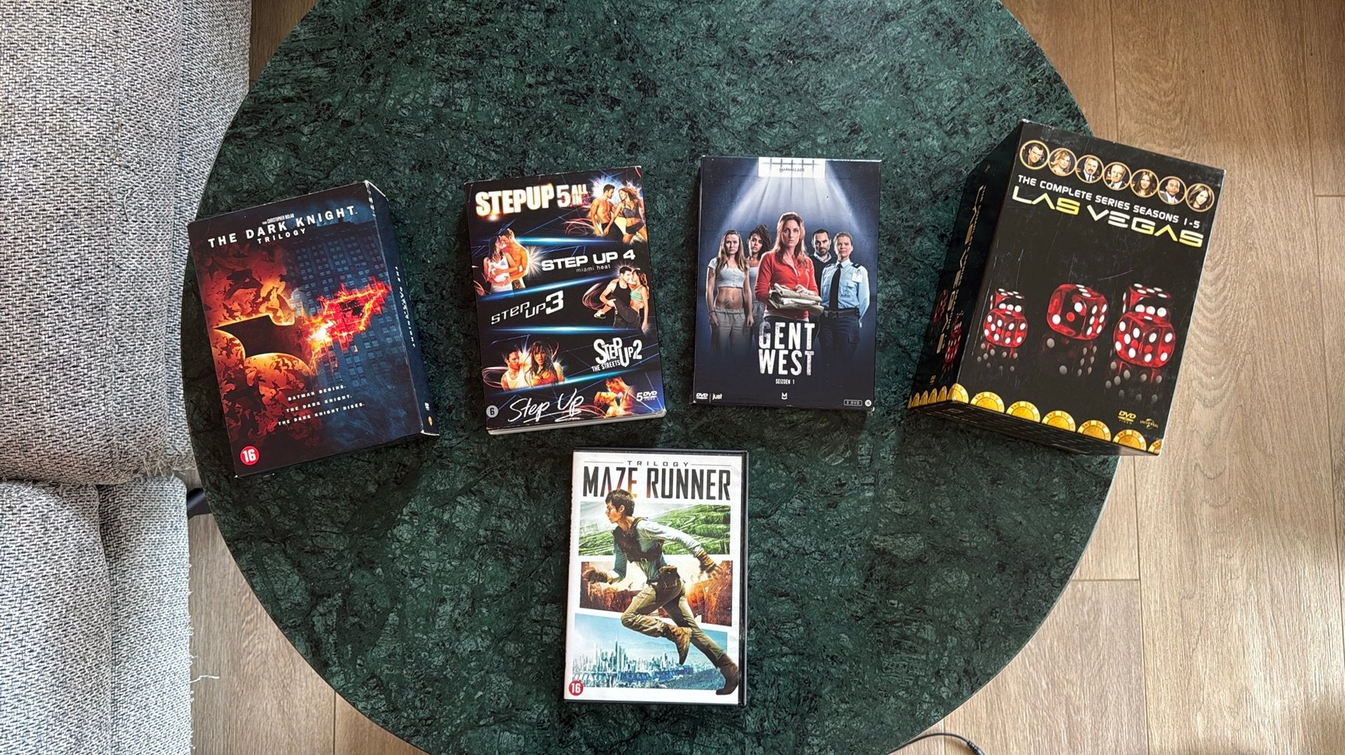 DVD-boxen en tv-series – apart of samen, Ophalen, Zo goed als nieuw, Complete serie