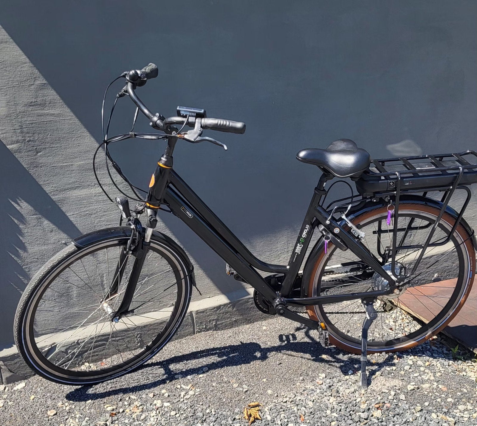 Elektrische fiets Jools EcoHub, Fietsen en Brommers, Elektrische fietsen, Zo goed als nieuw, 50 km per accu of meer, Ophalen