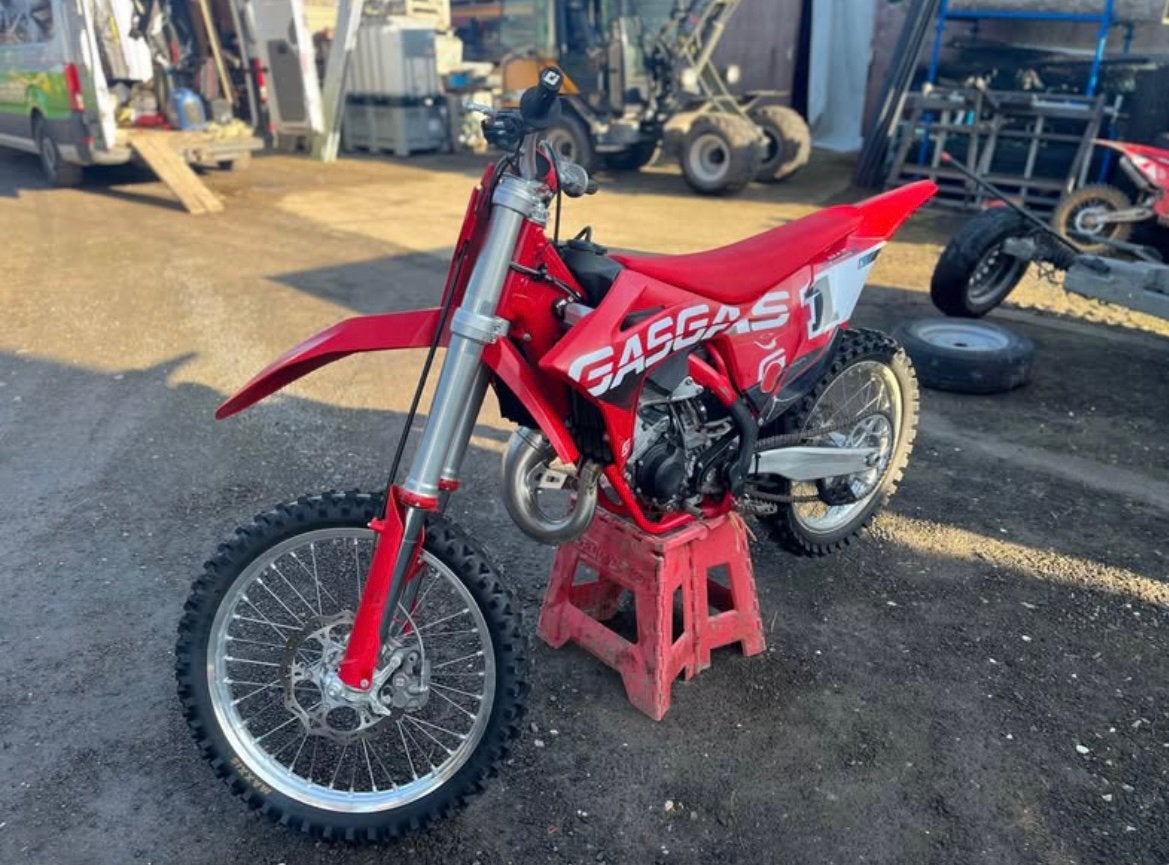 Gasgas mc 125 model 2023, Motoren, Gebruikt, Particulier, 1 cilinder, Crossmotor