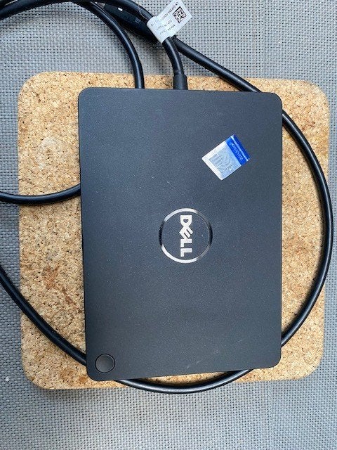 DOCKING STATION WD15, Verzenden, Gebruikt, Docking station, Dell