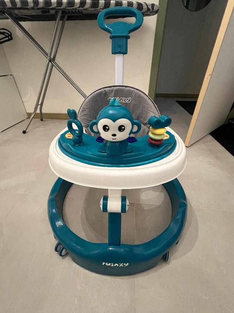 Twinky loopwagen, Kinderen en Baby's, Speelgoed | Babyspeelgoed, Gebruikt, Babygym, Met licht, Met geluid, Met wieltjes, Ophalen