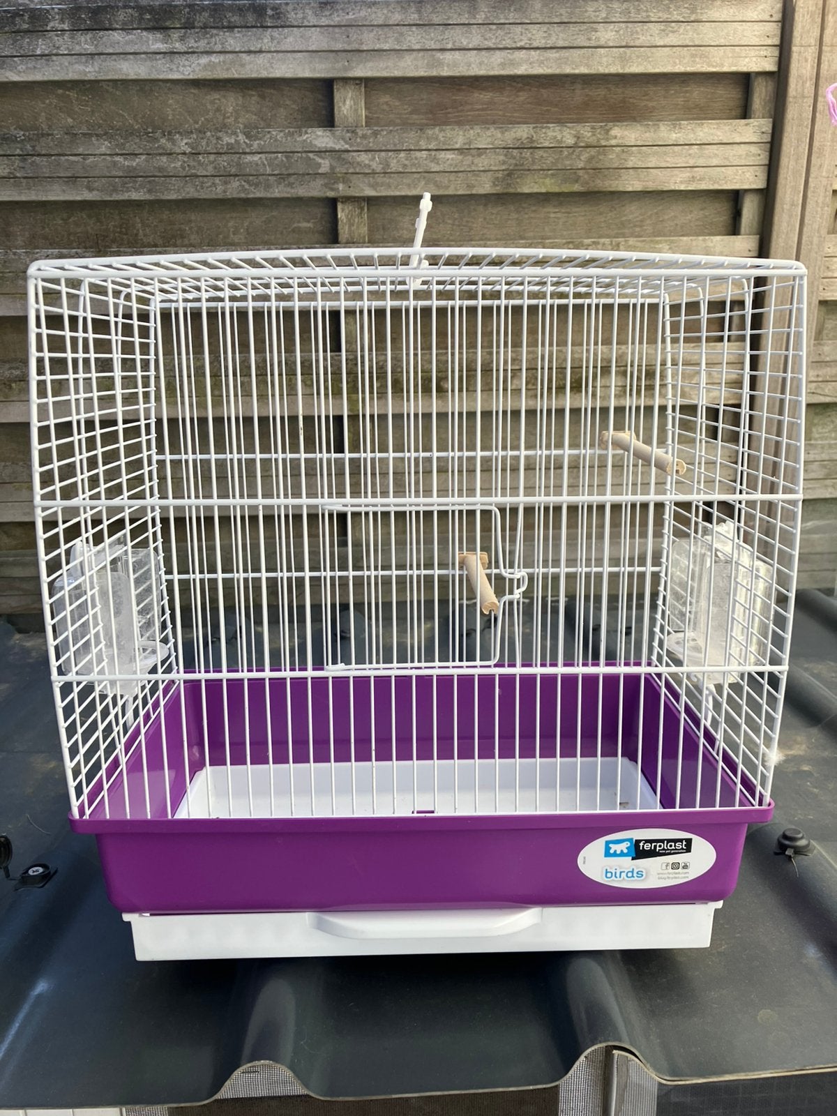 2 VOGELKOOIEN KLEINE VOGELS : KANARIE - PARKIET NU 25 EURO, Enlèvement, Comme neuf, Autres matériaux, Cage à oiseaux