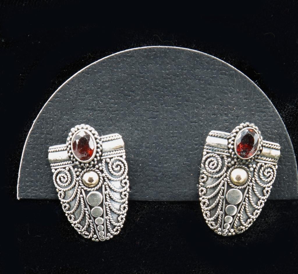Handgemaakte Balinese Zilveren Oorbellen, Handtassen en Accessoires, Oorbellen, Nieuw, Knopjes of Stekers, Zilver, Zilver, Ophalen of Verzenden