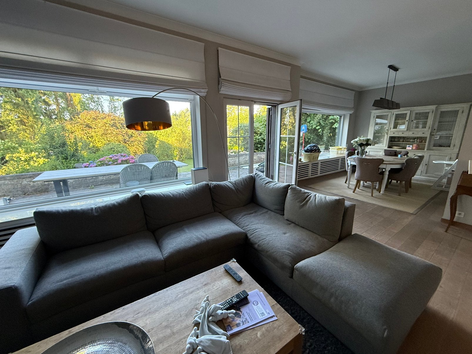 Hoekbank 305x240cm gekocht 6000€, Huis en Inrichting, Ophalen, Gebruikt