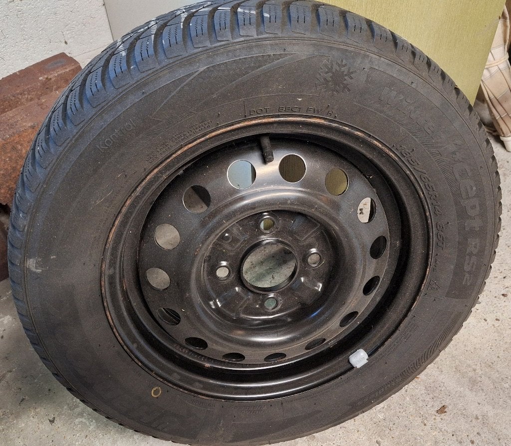 4 Winterbanden  op stalen velg, Auto-onderdelen, Banden en Velgen, Ophalen, 14 inch, Gebruikt, Banden en Velgen
