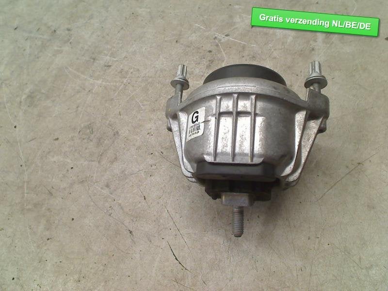 SUPPORT MOTEUR DROIT BMW 3 serie (E90) (6768800), Utilisé, BMW, Petuelring 130
80809  München, DE, Bayerische Motoren Werke AG