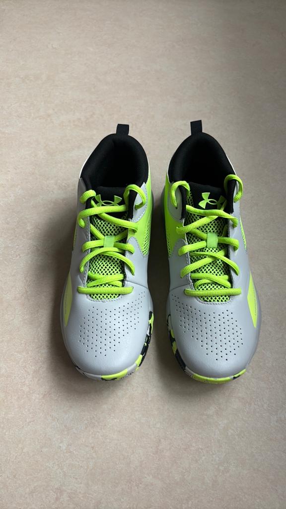 Under Armour, Sport en Fitness, Loopsport en Atletiek, Ophalen, Nieuw, Overige sporten, Snelheids- of Stappenmeter