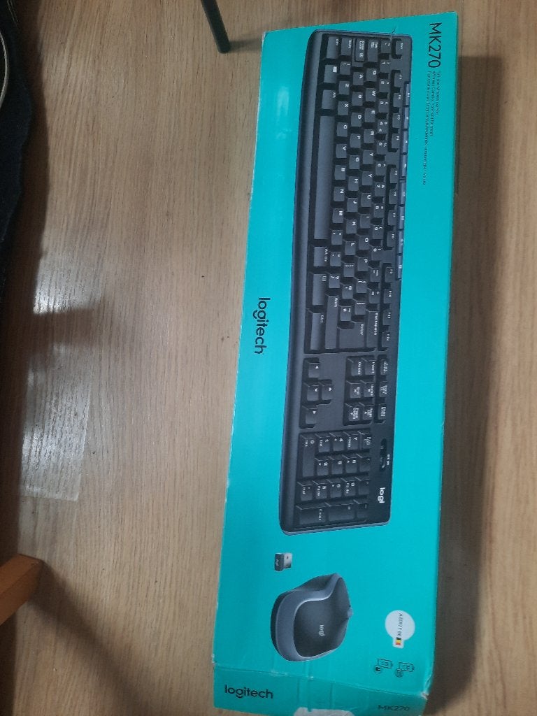Logitech MK270, Computers en Software, Toetsenborden, Logitech G, Toetsenbord en muis-set, Ophalen of Verzenden, Zo goed als nieuw