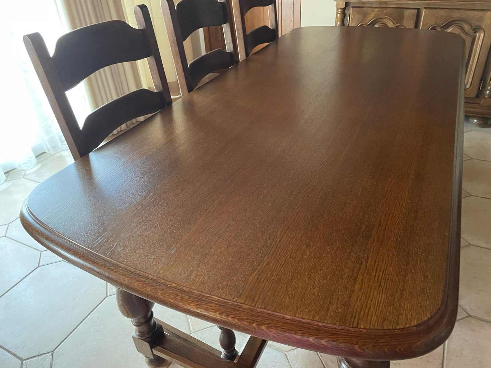 Tafel met 6 stoelen in eik, Ophalen, Zo goed als nieuw, Rustiek