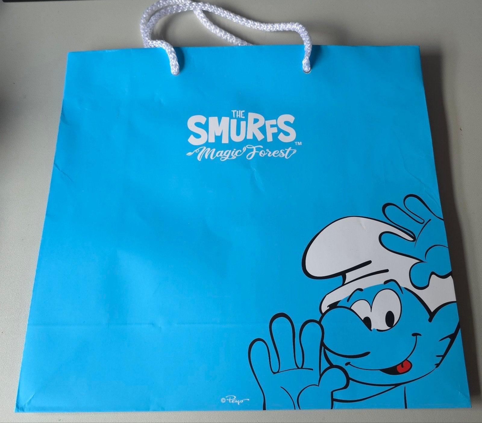 Petit sac en carton Schtroumpf Smurfs, Verzamelen, Smurfen, Verzenden, Gebruikt, Overige Smurfen, Overige typen