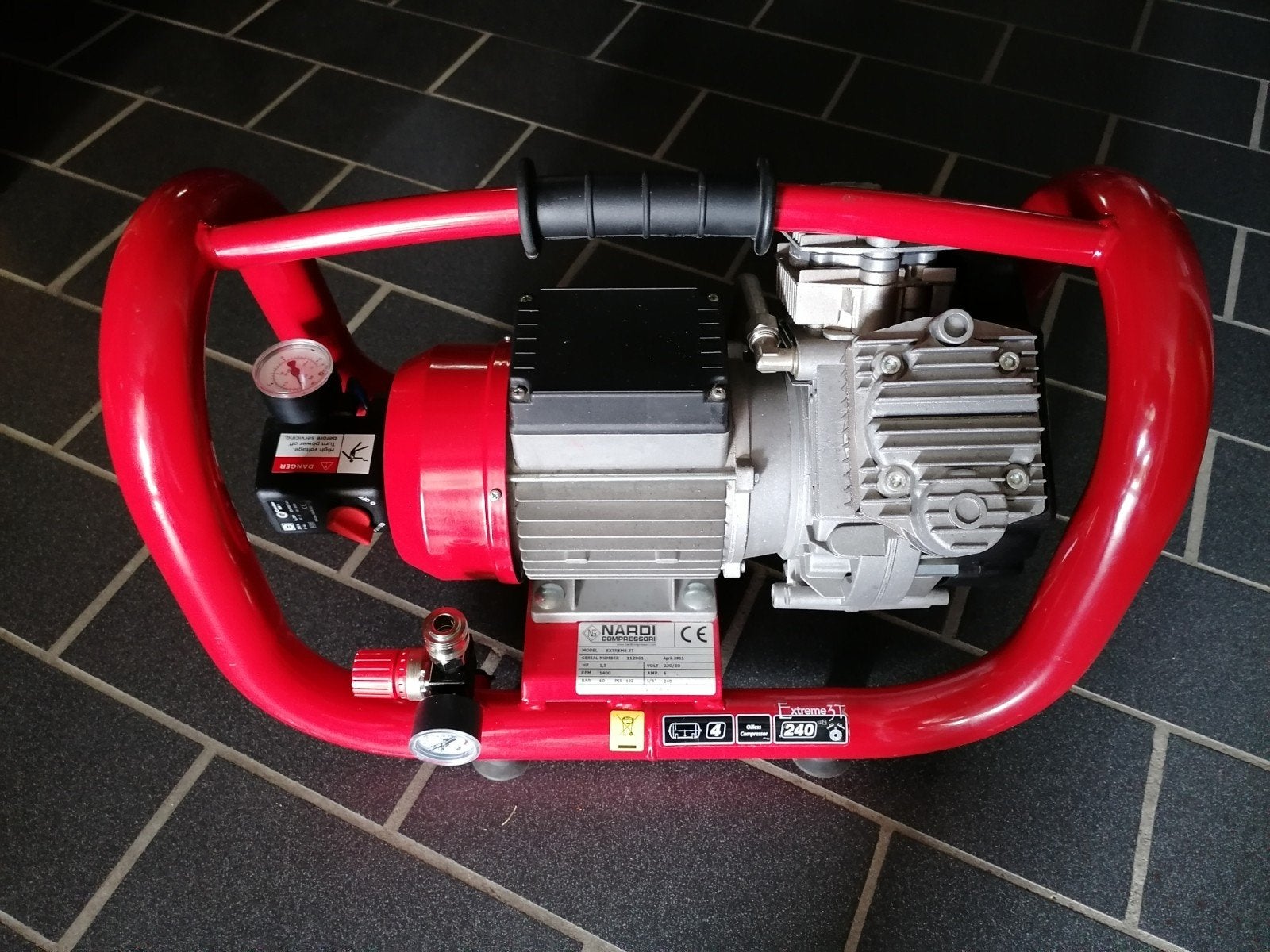 NARDI Extreme 3T professioneel,  draagbaar, geluidsarm, Minder dan 25 liter, Ophalen, Zo goed als nieuw, 10 bar of meer