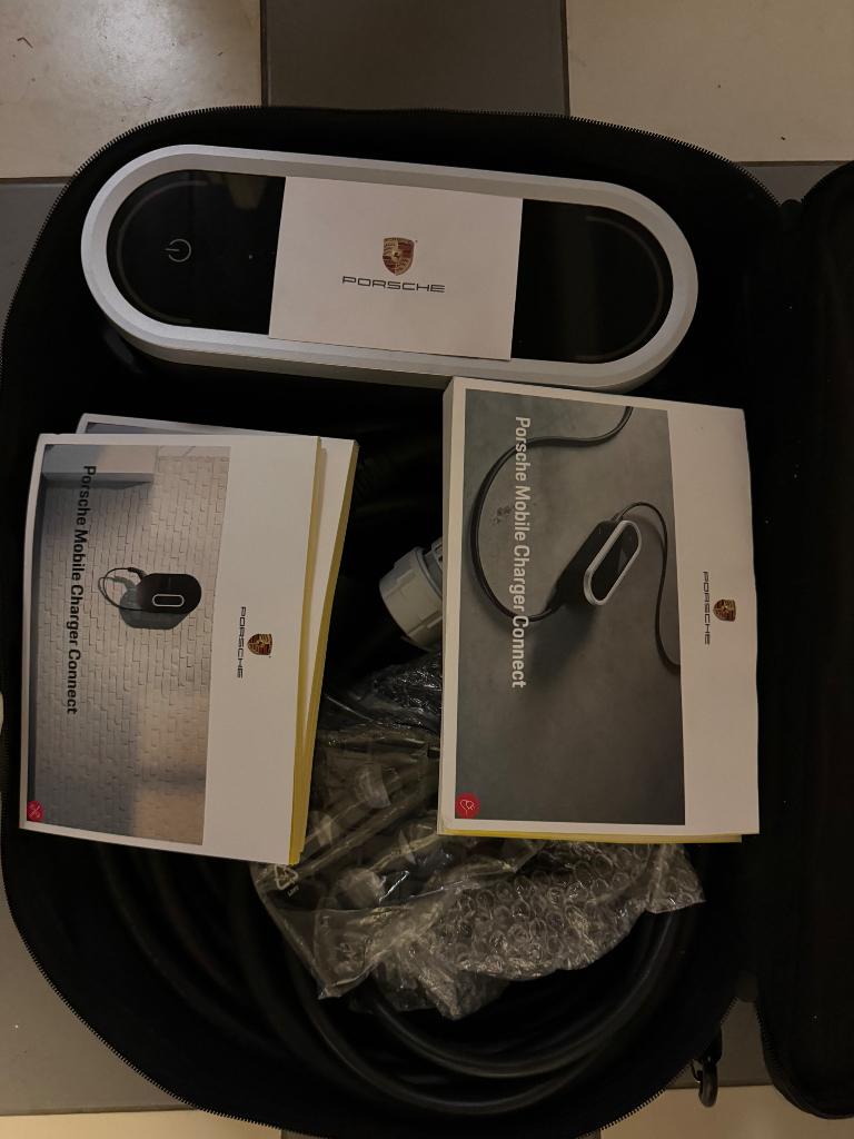 Porsche mobile charger connect, Ophalen, Nieuw, Laadkabel