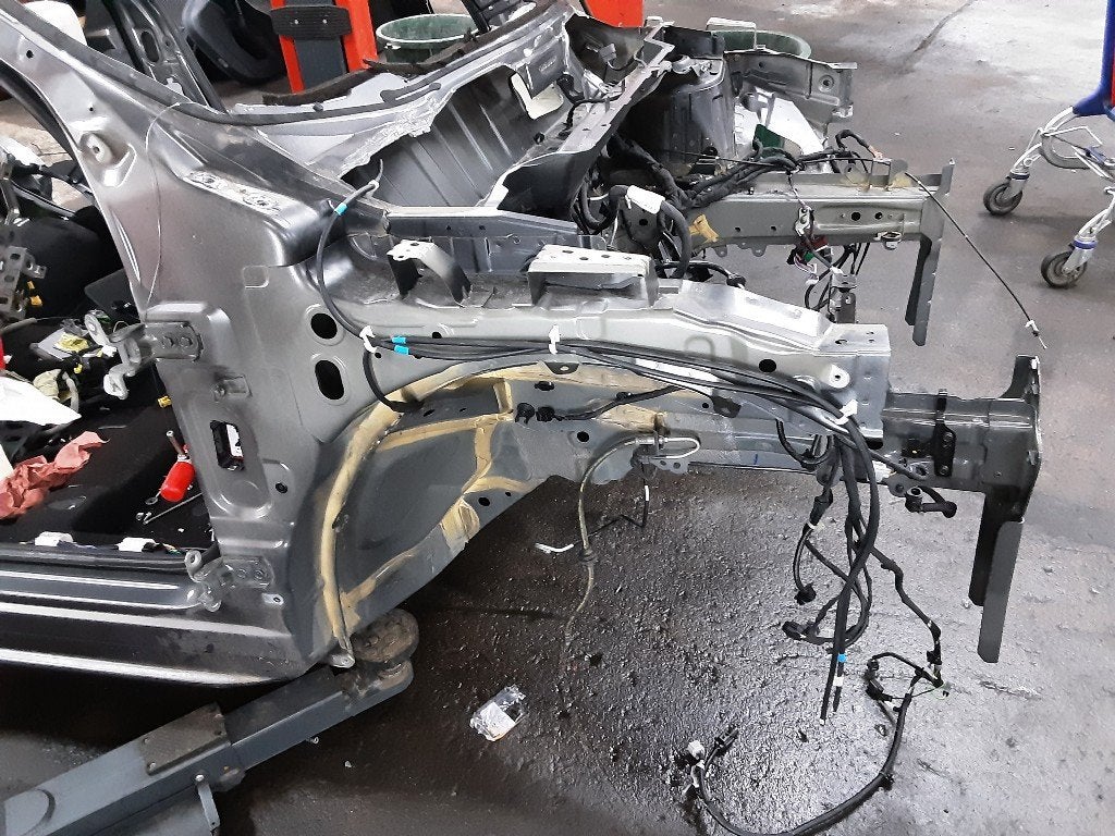 PARE BOUE AVANT DROIT Nissan Juke (F16) (01-2019/-), Garde-boue, Mevr. I. Hauben, Utilisé, Avant