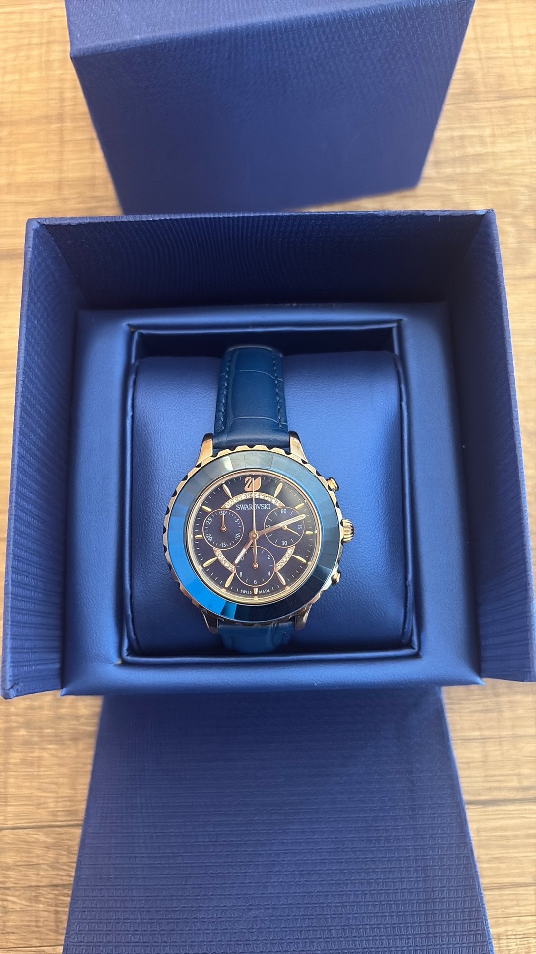 Nieuw Swarovski Horloge Met garantie Ongebruikt, Ophalen of Verzenden, Nieuw