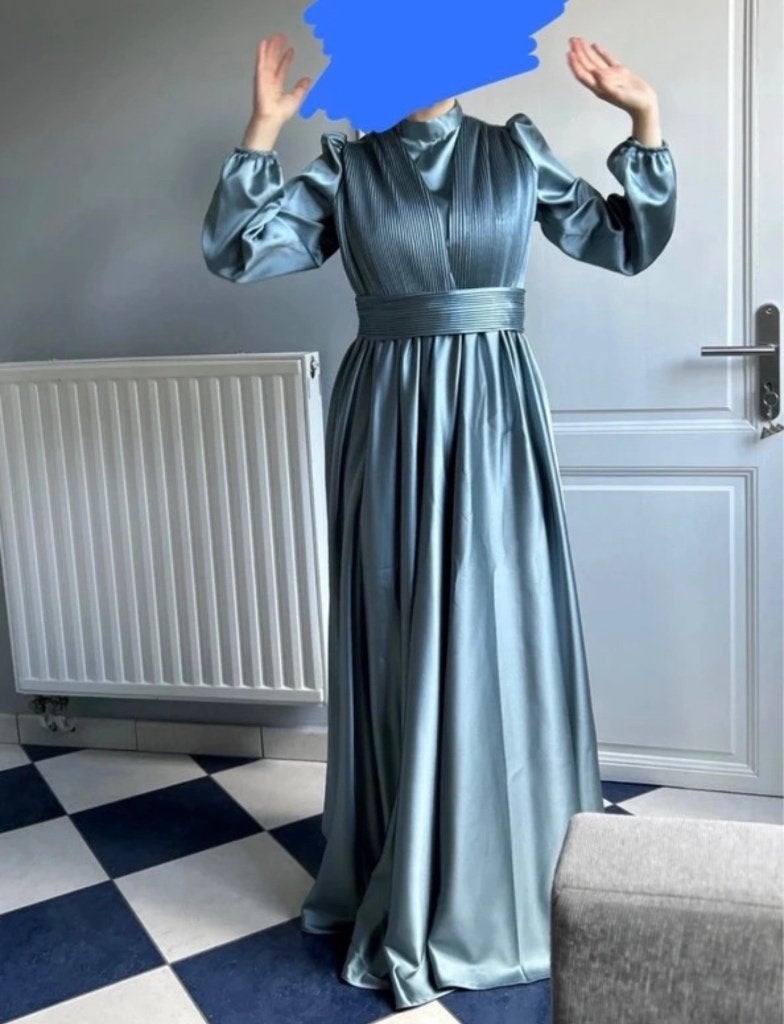 Robe de soirée neuve, Neuf, Autre, Taille 38/40 (M), Enlèvement ou Envoi