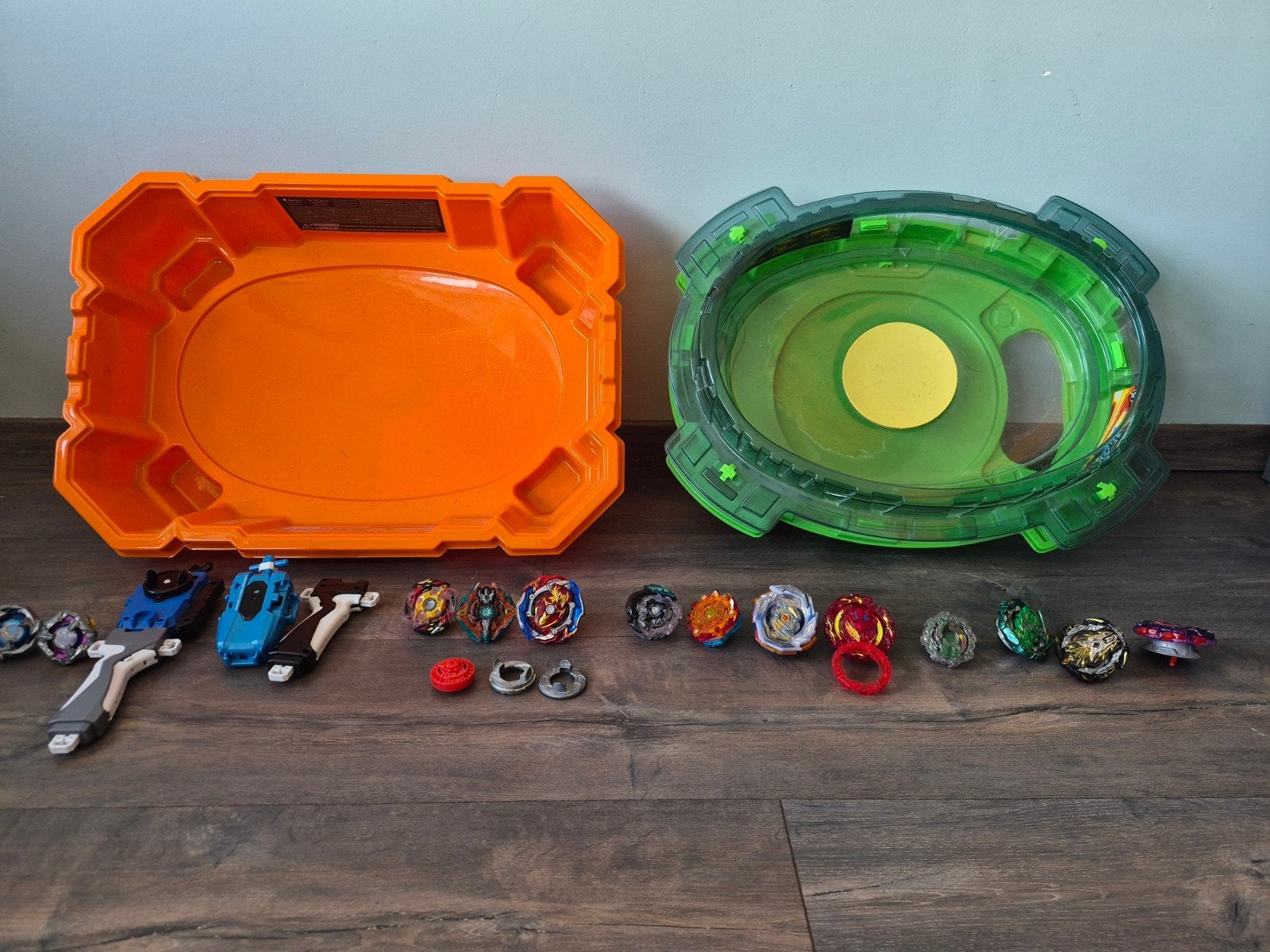 Grand lot Beyblade (Arènes, toupies et lanceurs), Collections, Jouets, Enlèvement, Utilisé