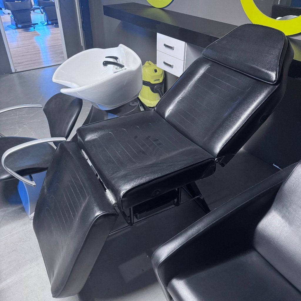 behandelbed zwart massage schoonheidssalon gezicht, Huis en Inrichting, Ophalen, Zwart, Overige materialen, Landelijk