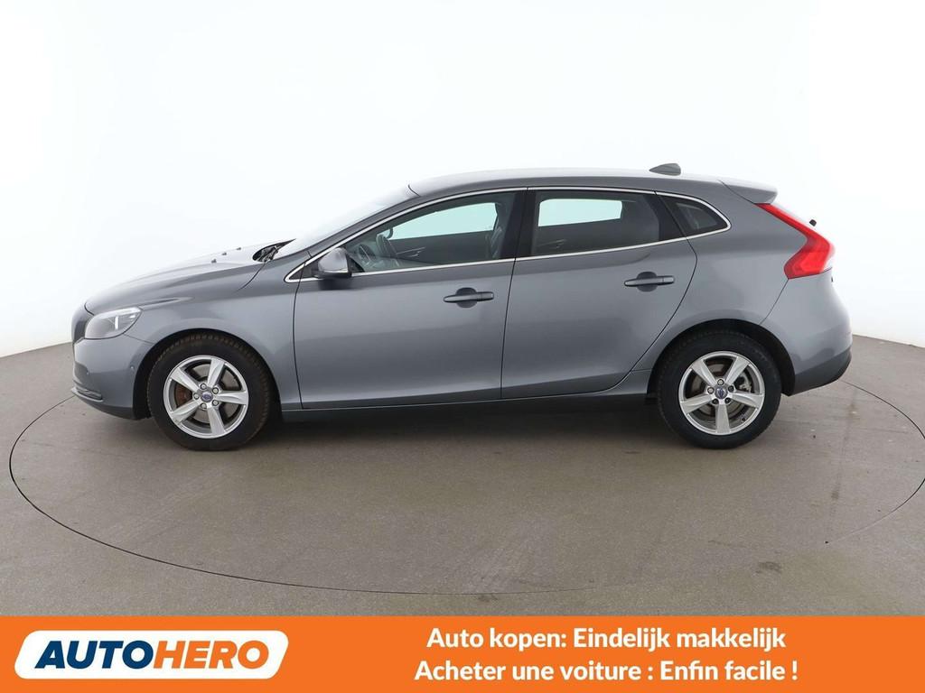 Volvo V40 1.5 Summum (année de construction 2015), Autos, Achat, 129 g/km, Cruise Control, Noir