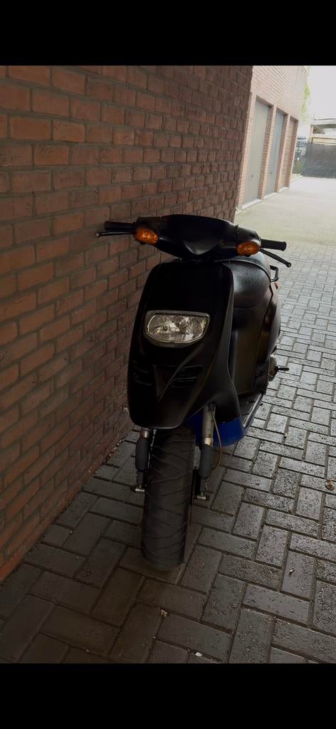Piaggio typhoon b klasse 50cc, Fietsen en Brommers, Scooters | Piaggio, Ophalen, Zo goed als nieuw