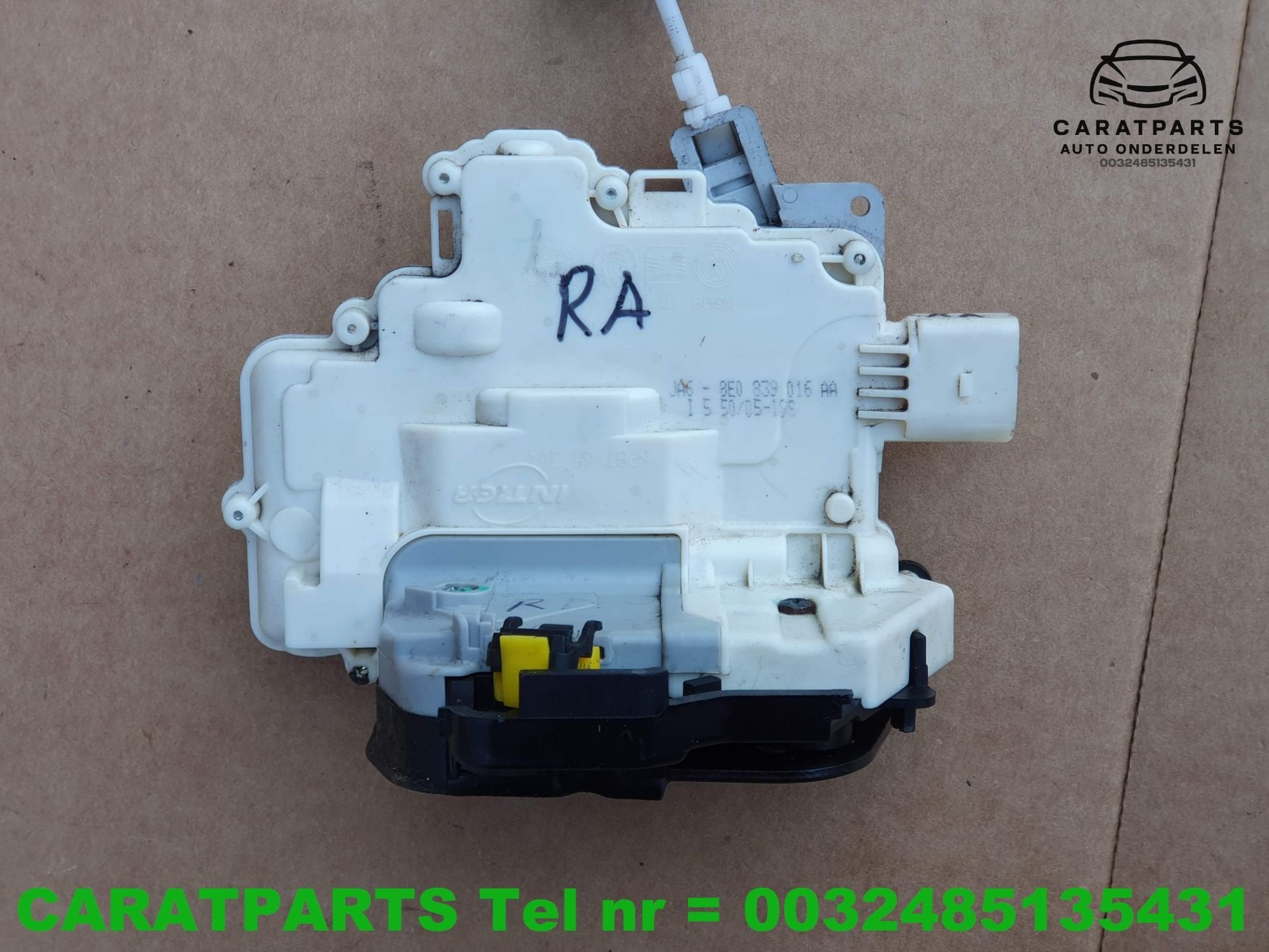 8E0839016AA Serrure de porte Audi S4 Serrure de porte RS4 A4, AUDI AG, Auto-Union-Strasse 1
85045  Ingolstadt, DE, Audi, Utilisé