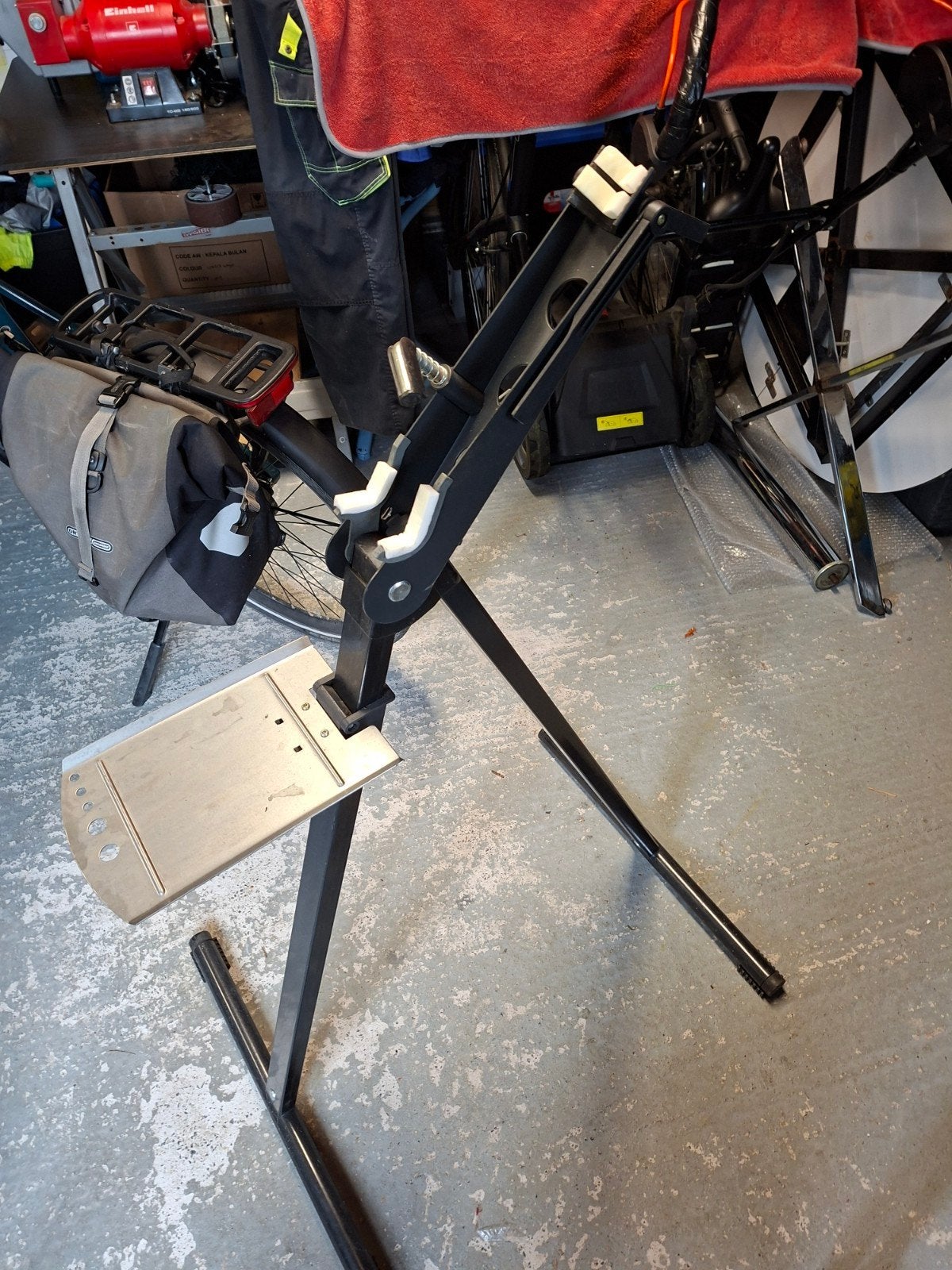 Fiets werk staander, Ophalen