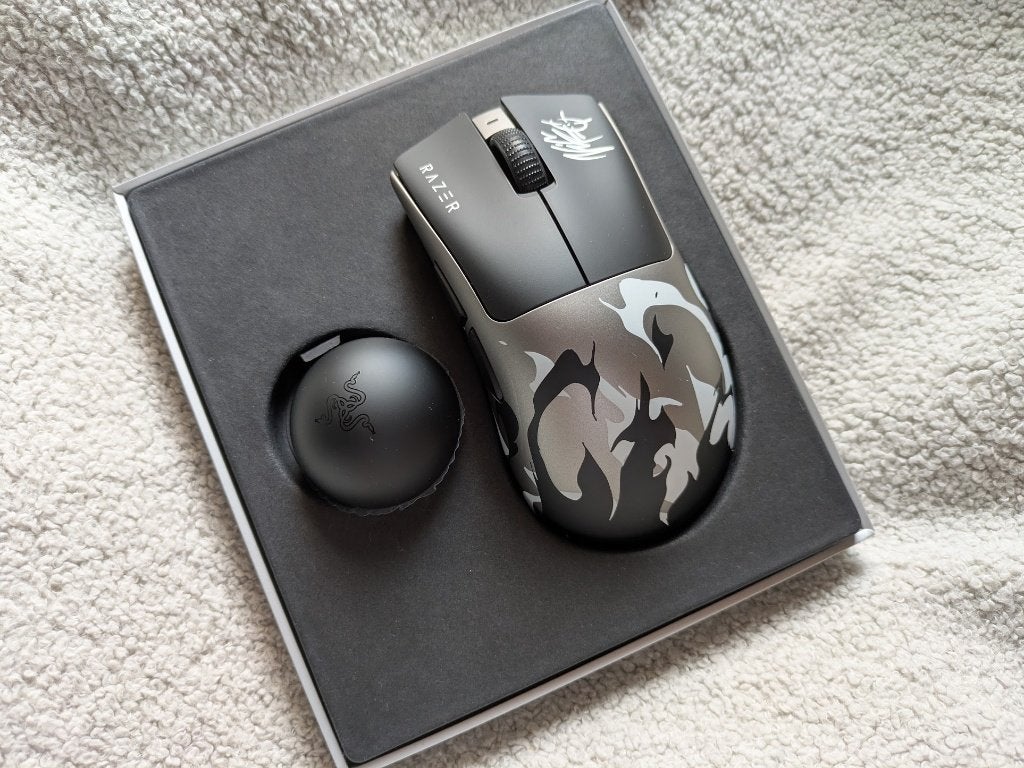 Razer DeathAdder V4 Pro (NiKo Editie) - GLOEDNIEUW, Computers en Software, Rechtshandig, Muis, Verzenden, Gaming muis