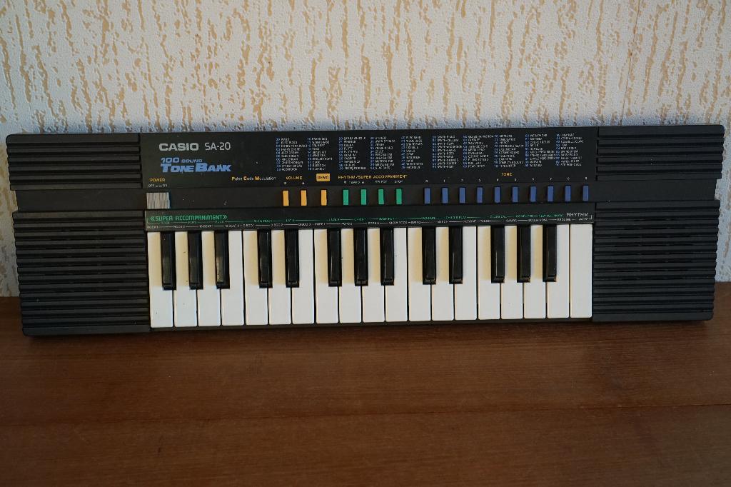 vintage Casio SA-20 tonebank keyboard, Muziek en Instrumenten, Keyboards, Ophalen of Verzenden, Gebruikt, Overige aantallen, Casio