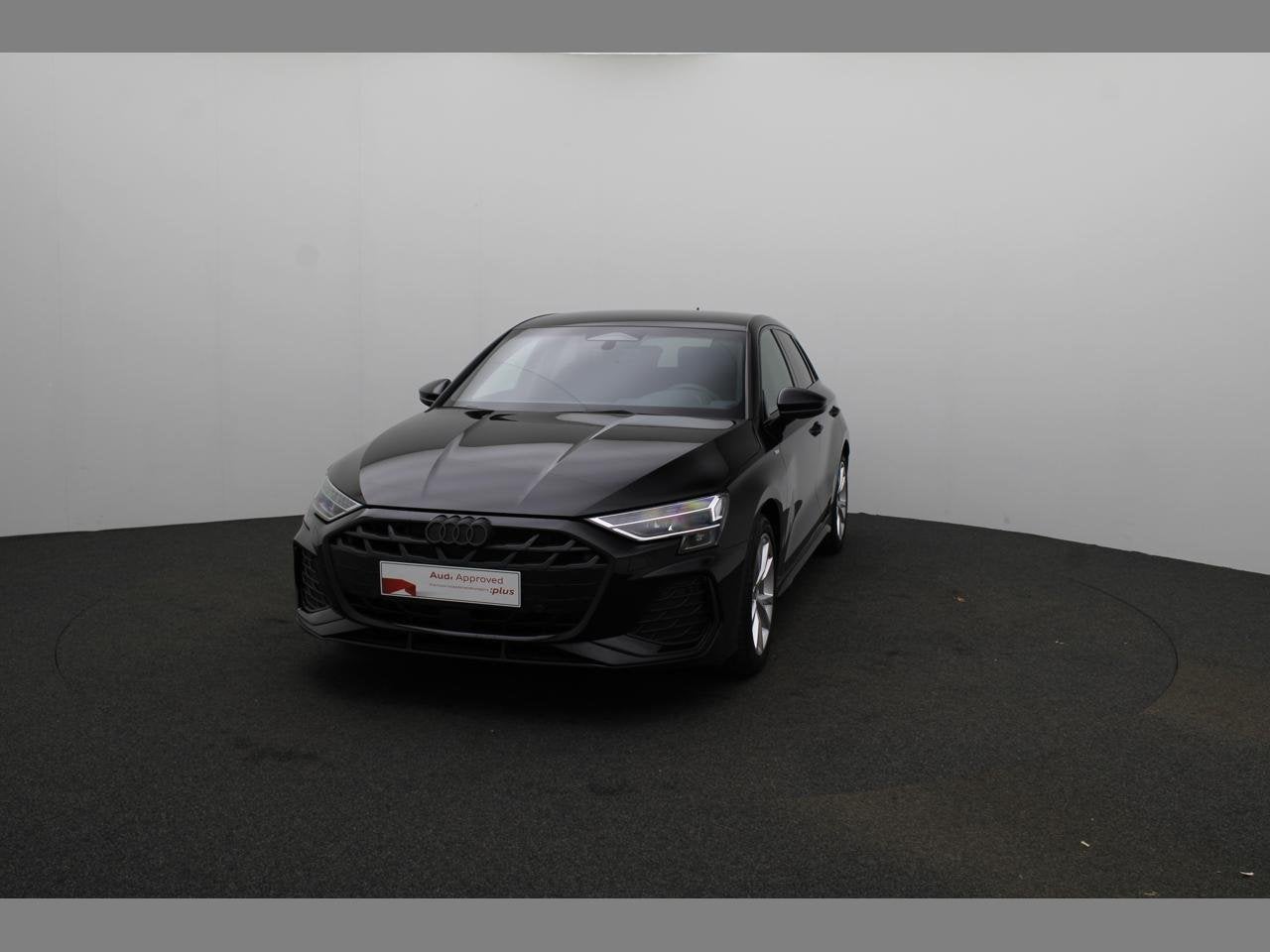 Audi A3 Sportback 35 TFSI Sport Edition S tronic, Auto's, Automaat, Zwart, Geheel digitaal combi-instrument, https://public.car-pass.be/vhr/15116a87-afb3-4763-a774-5d8a41399884