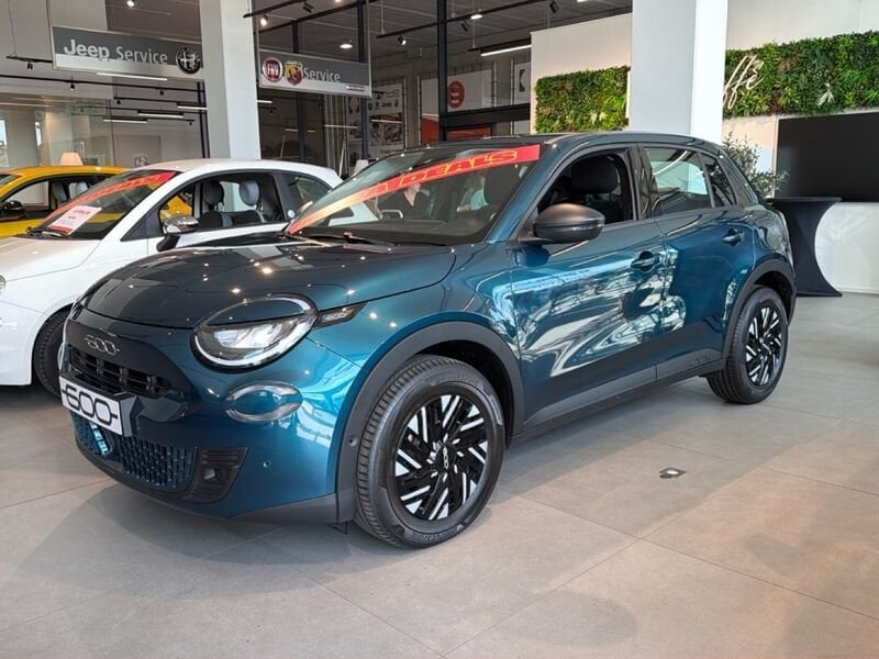 Fiat 600 1.2 Hybrid 145cv DCT, Autos, Fiat, 100 kW, Achat, Entreprise, 109 g/km