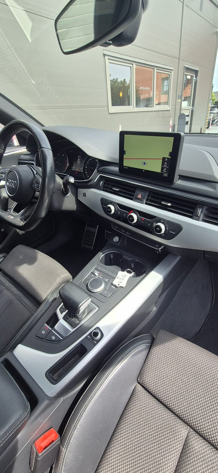 Audi A4 2.0 TDi S Line Pano Automaat Xenon Full 2016 190pk, Auto's, Audi, Automaat, Euro 6, A4, Bedrijf