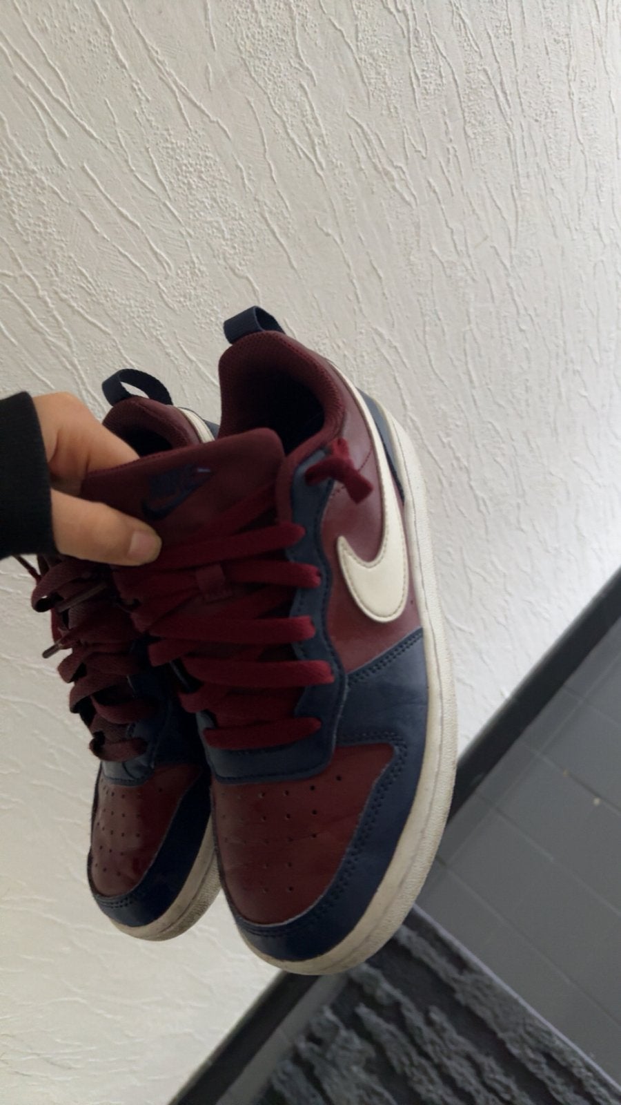 Blauw/rood nike schoenen, Sports & Fitness, Enlèvement ou Envoi, Utilisé, Chaussures