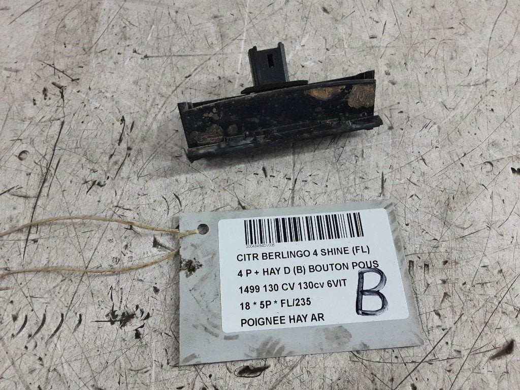 POIGNEE COFFRE / HAYON ARRIERE Citroën Berlingo Multispace, Autos : Pièces & Accessoires, Citroën, Mevr. I. Hauben, Utilisé, Rue de l'Espoir 34 34
4030  GRIVEGNÉE, BE