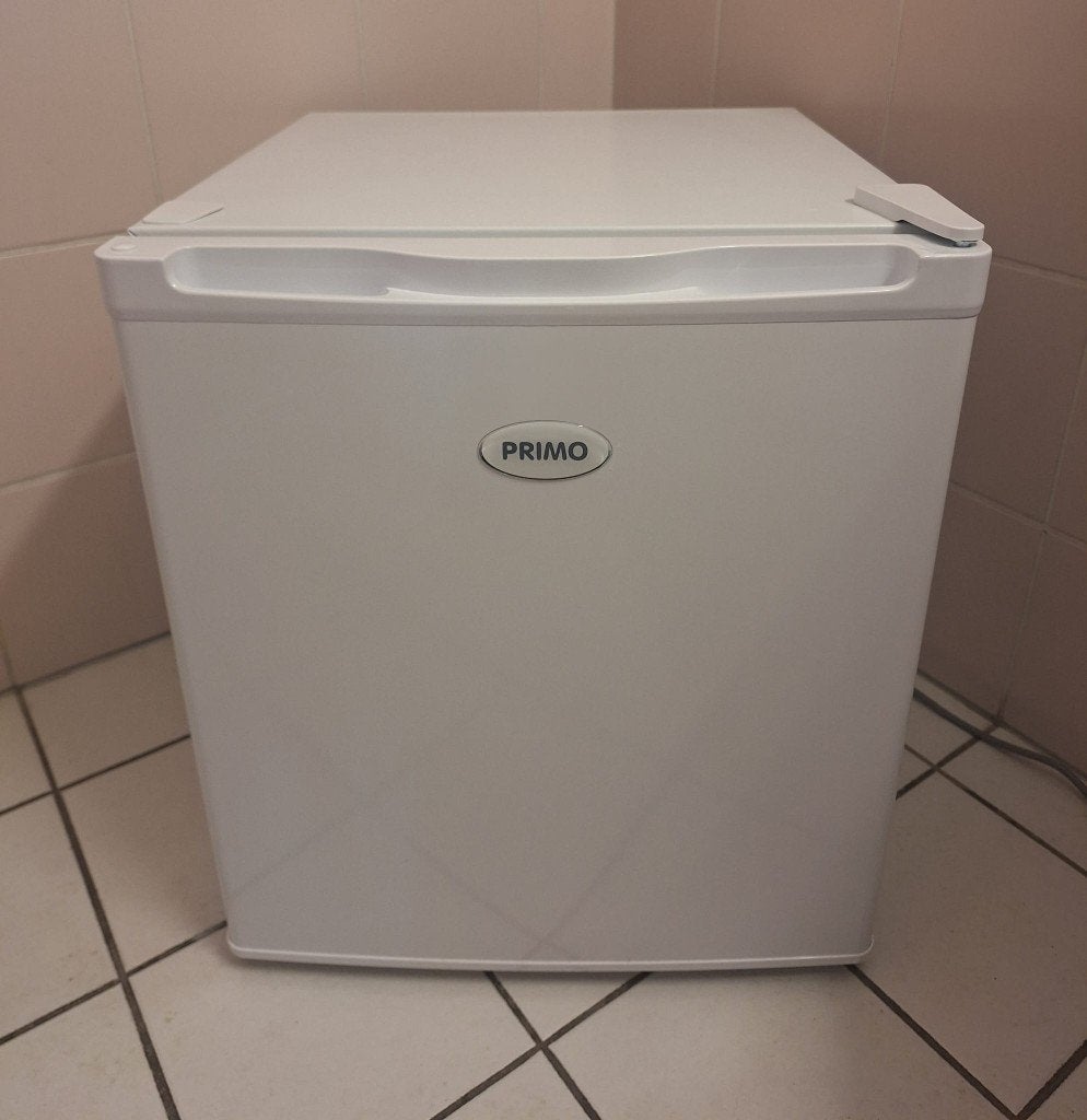 PRIMO Mini Koelkast (Fridge), Electroménager, Réfrigérateurs & Frigos, Comme neuf, Sans bac à congélation, Moins de 75 litres