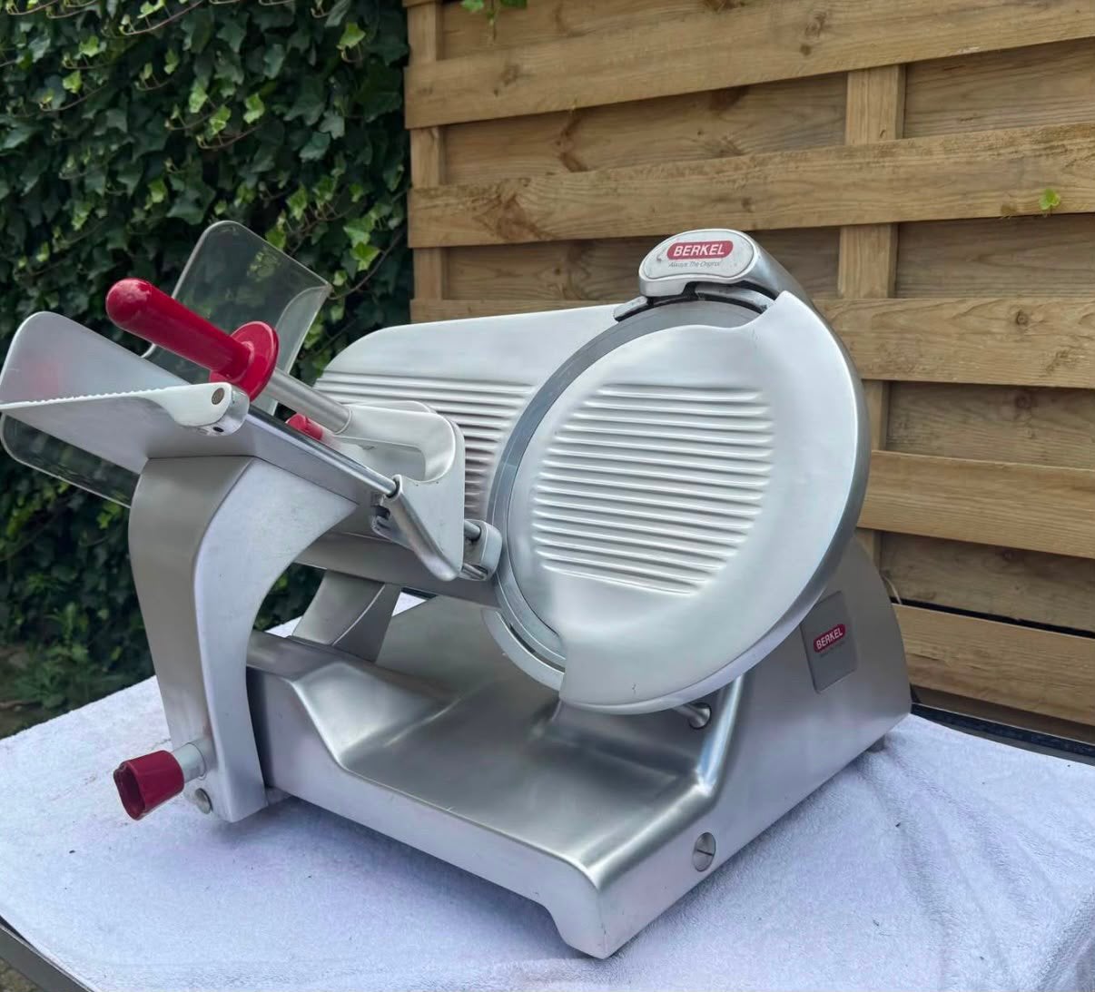 Berkel Snijmachine - Trancheur futura gravity large, Ophalen, Gebruikt, Bakkerij en Slagerij