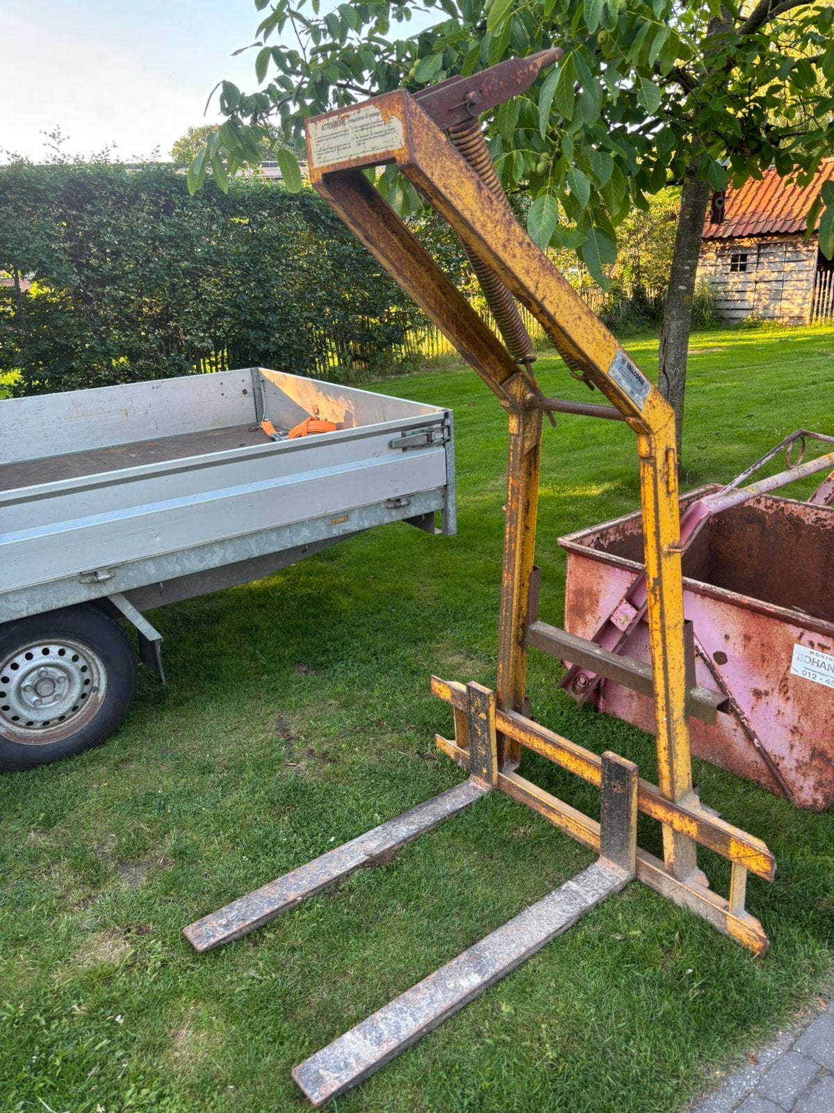 Valloggia pallethaak / palletheffer 1.200 kg – bouwkraan, Ophalen of Verzenden, Gebruikt, Overige typen, Minder dan 2 meter